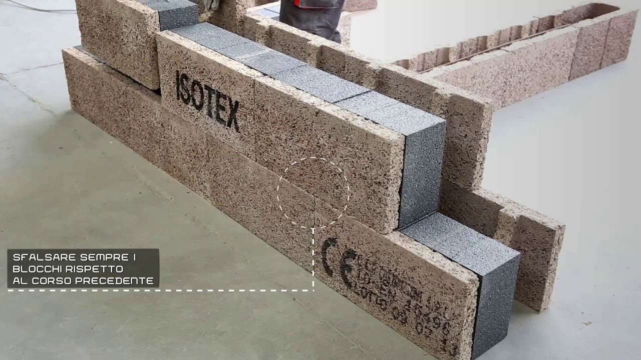 Blocchi Isotex in legno cemento